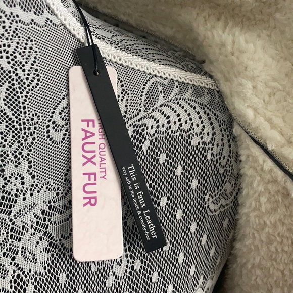 LAST ONE - L - Black Faux Leather Moto Jacket Sherpa Lined - Picture 15 of 16